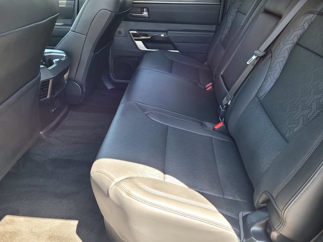 Used 2025 Toyota Tundra Limited AWD/4WD image 12