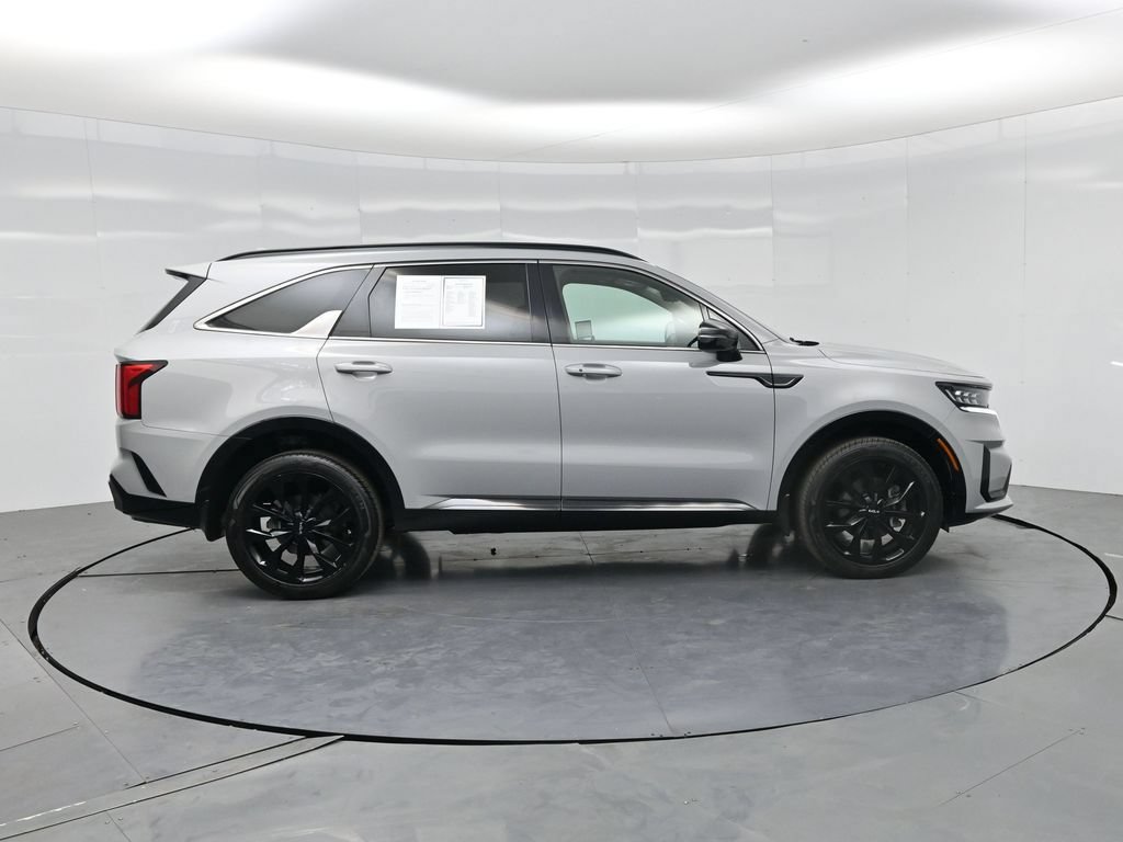 Used 2022 Kia Sorento SX AWD/4WD image 32