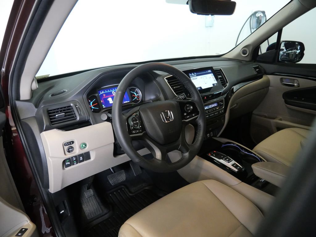 Used 2022 Honda Pilot Touring image 13