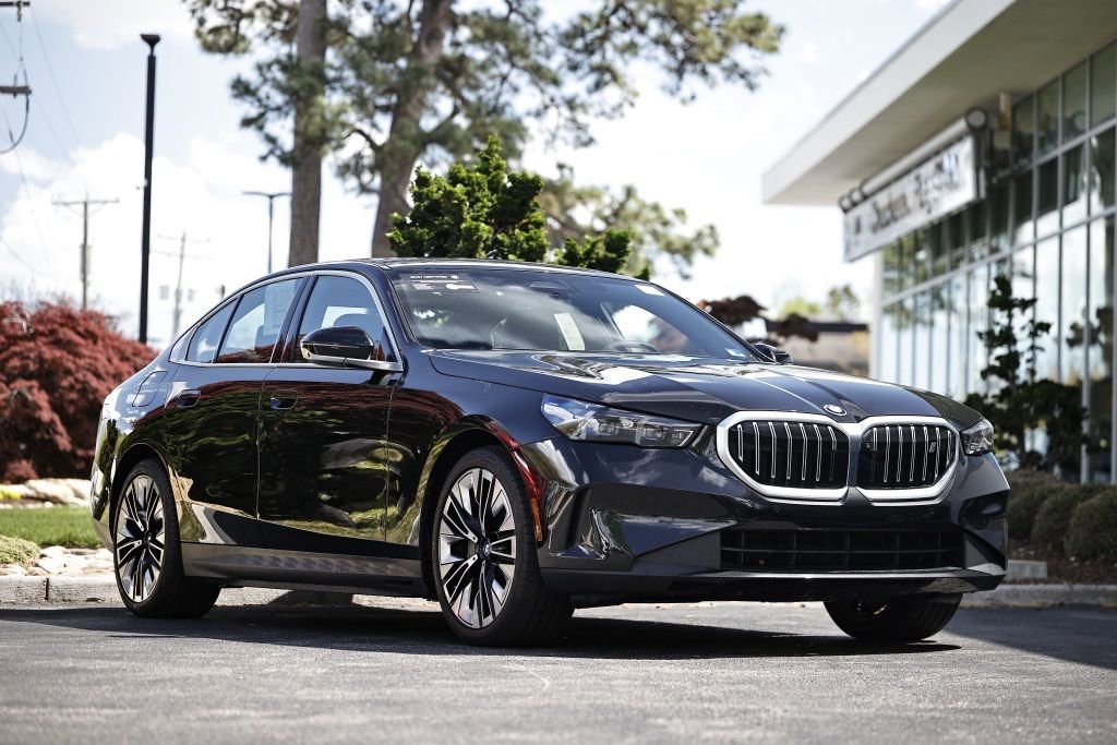 Certified 2025 BMW i5 xDrive40 w/ Premium Package