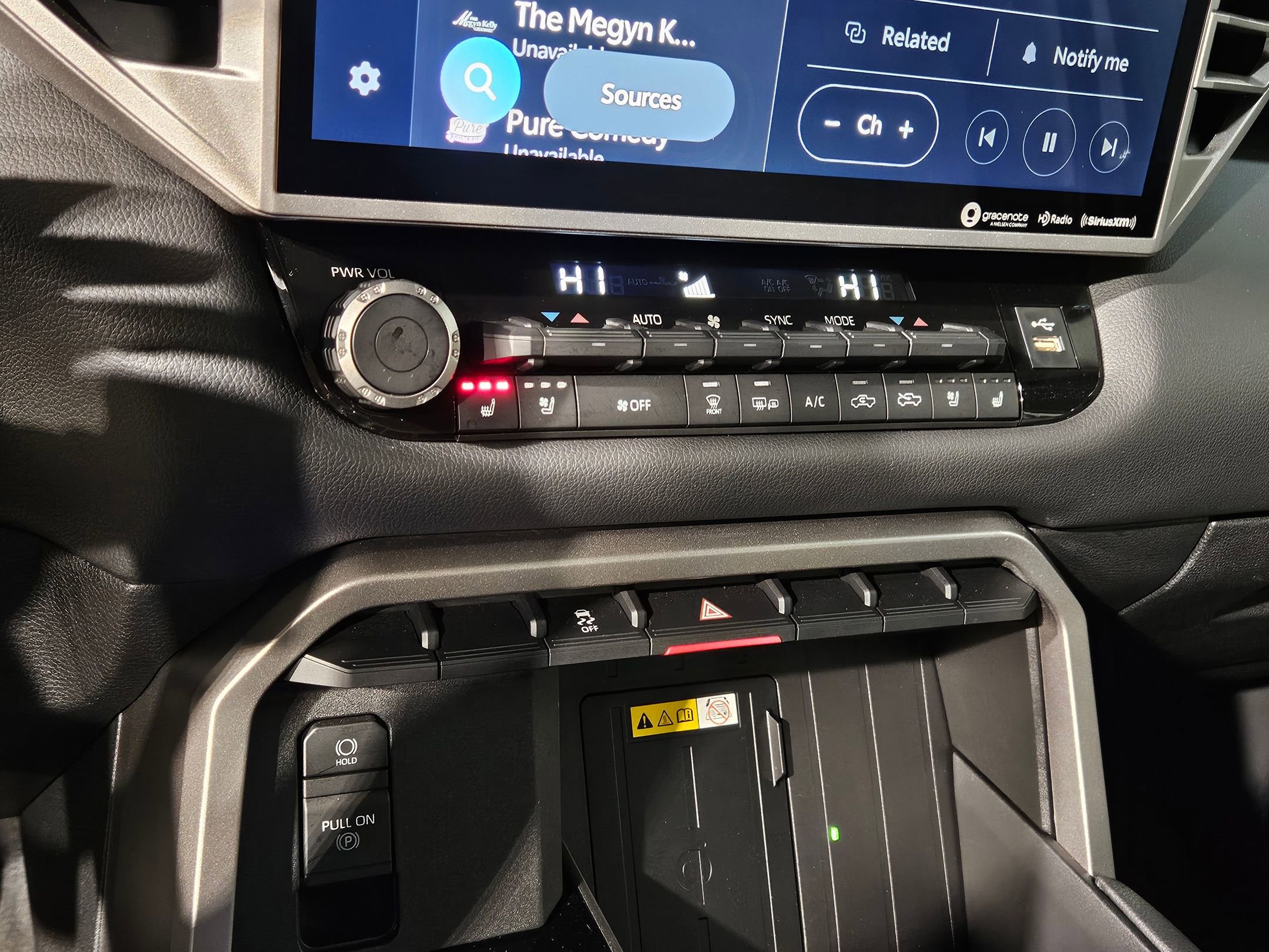 Used 2024 Toyota Tundra Limited image 32