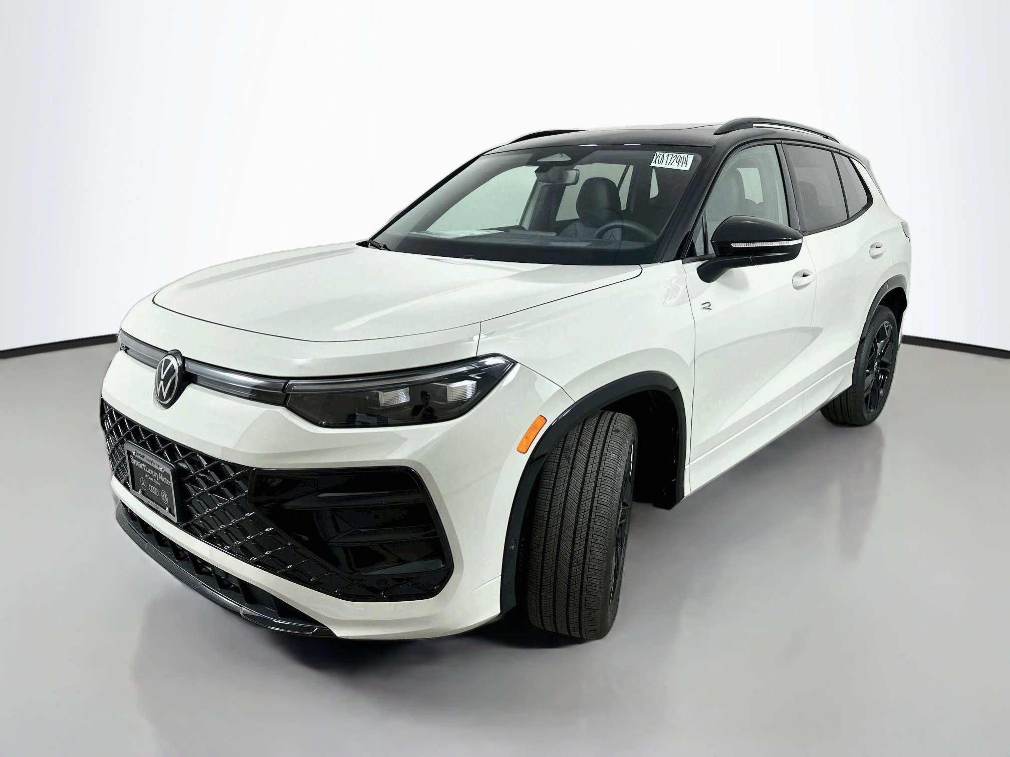 New 2026 Volkswagen Tiguan SE R-Line AWD/4WD image 3