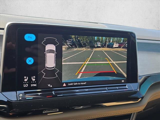 Used 2024 Volkswagen Atlas Cross Sport SE w/ Panoramic Sunroof Package FWD image 14