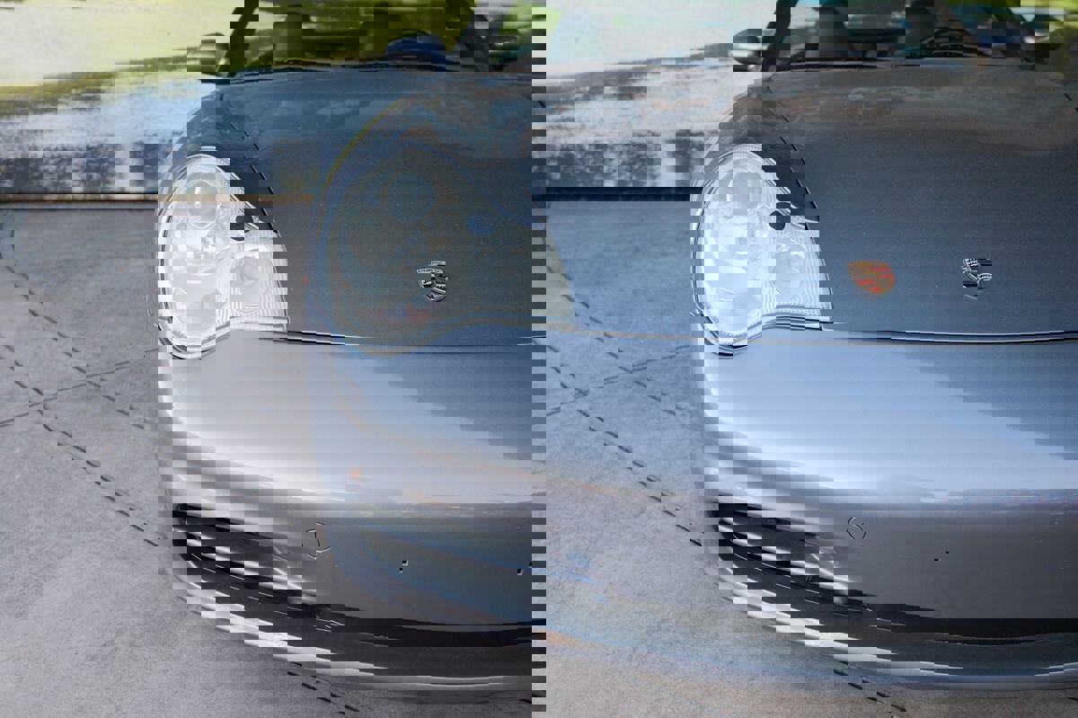 Used 2004 Porsche 911 Carrera 4 image 24