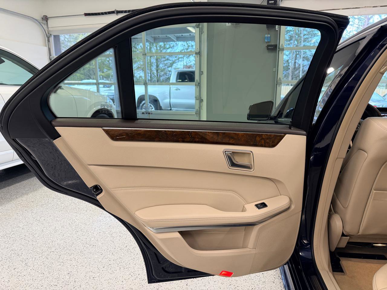 Used 2014 Mercedes-Benz E 350 E350 Sedan image 19