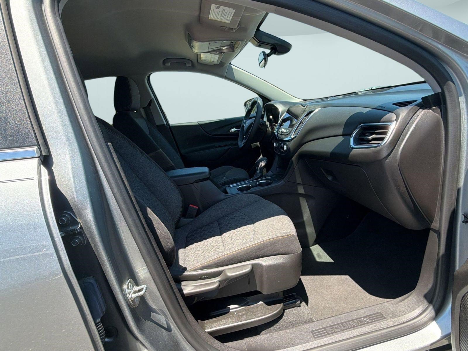 Used 2023 Chevrolet Equinox LT AWD/4WD image 27