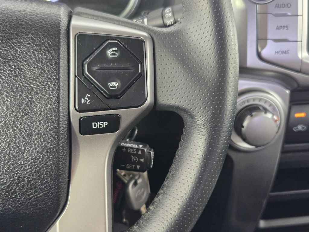 Used 2018 Toyota 4Runner SR5 Premium AWD/4WD image 30