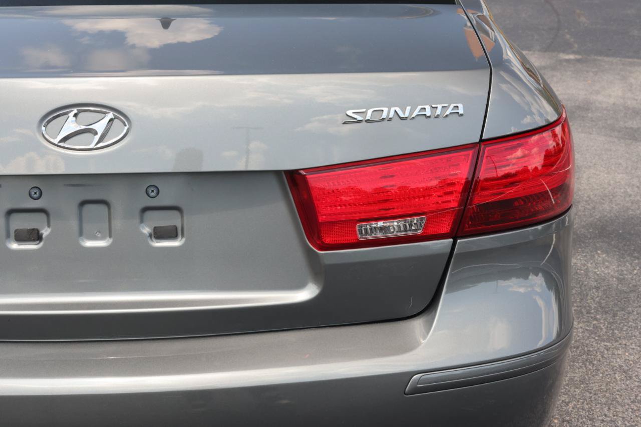 Used 2010 Hyundai Sonata GLS FWD image 20