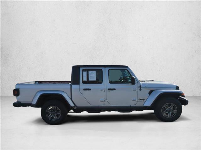 Used 2022 Jeep Gladiator Sport image 4