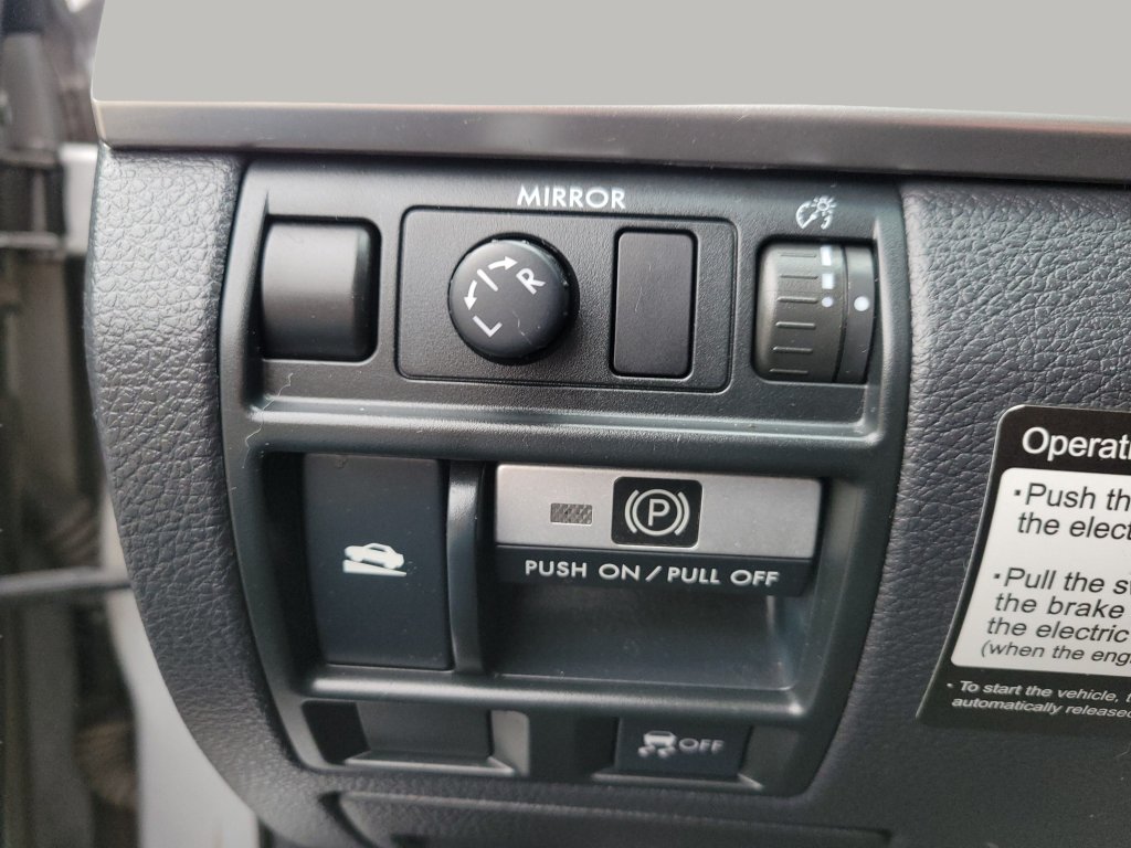 Used 2010 Subaru Outback 2.5i Premium w/ Popular Equipment Group 2A AWD/4WD image 30