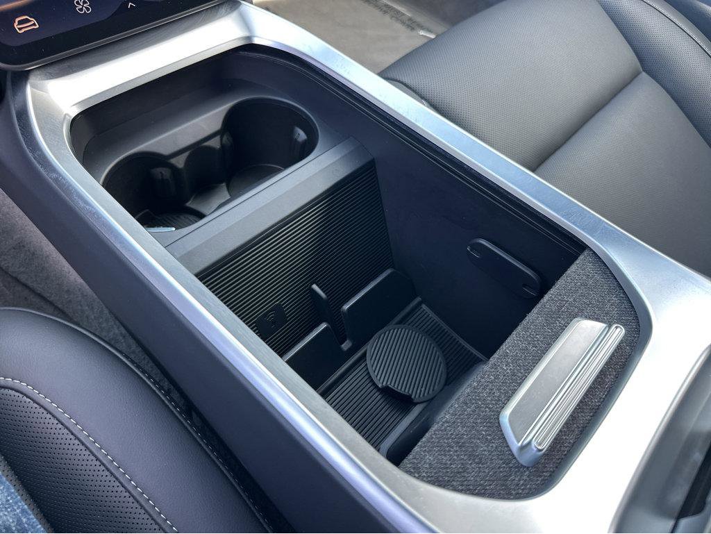 Used 2024 Lucid Air Pure RWD image 26
