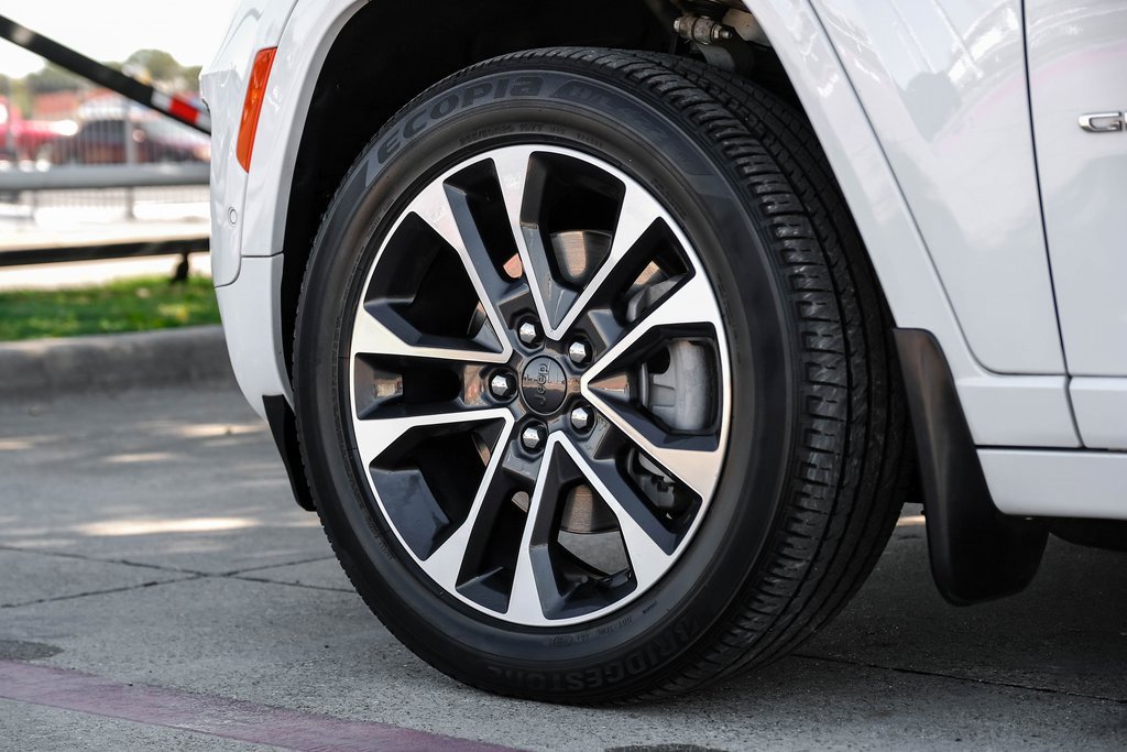 Used 2022 Jeep Grand Cherokee L Overland w/ MOPAR Finishing Package image 69