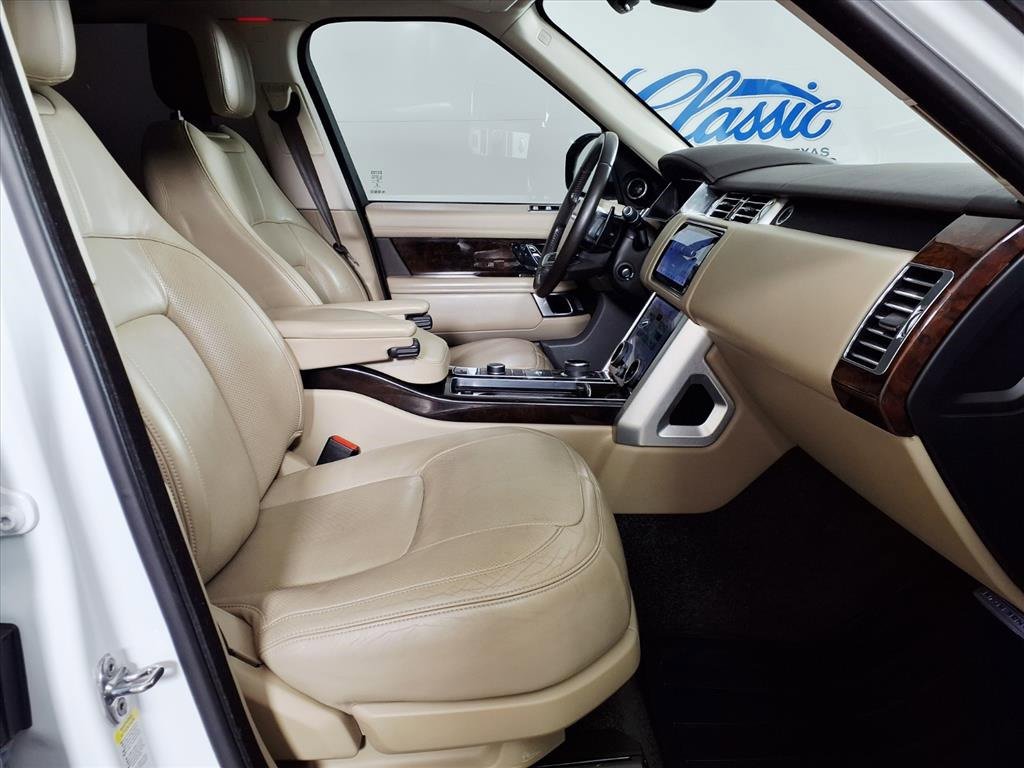 Used 2020 Land Rover Range Rover HSE image 11
