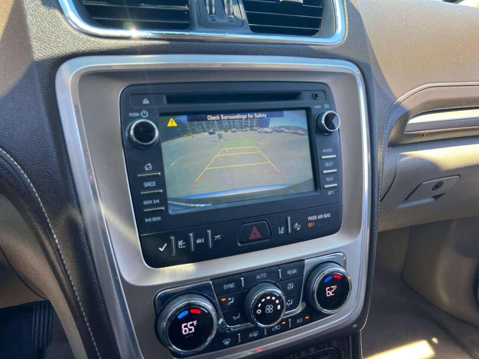 Used 2015 GMC Acadia Denali FWD image 29