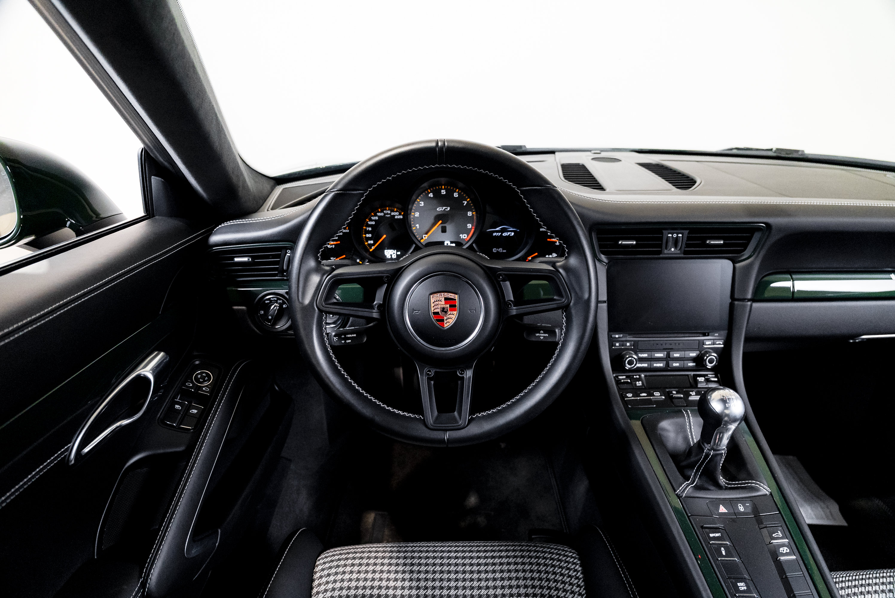 Used 2018 Porsche 911 GT3 RWD image 51