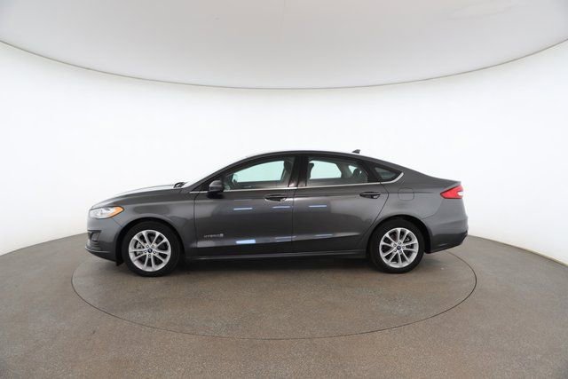 Used 2019 Ford Fusion SE image 6