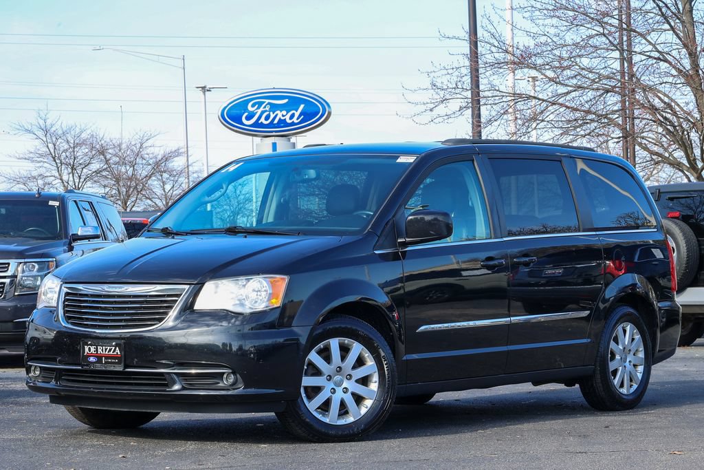 Used 2014 Chrysler Town & Country Touring