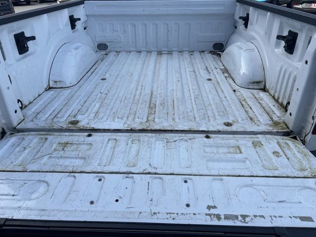 Used 2017 Ford F150 XLT w/ Equipment Group 302A Luxury image 8