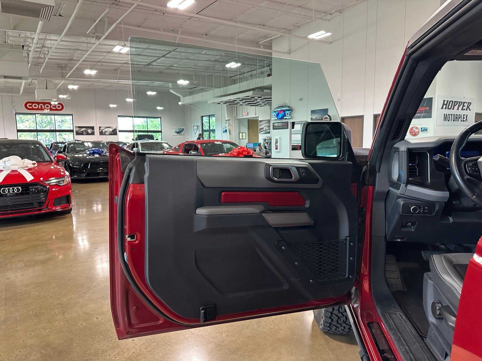 Used 2021 Ford Bronco Black Diamond AWD/4WD image 12
