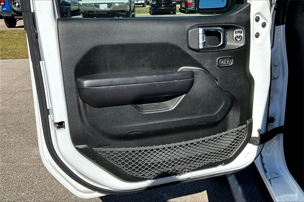 Used 2020 Jeep Gladiator Sport w/ Quick Order Package 24S image 20