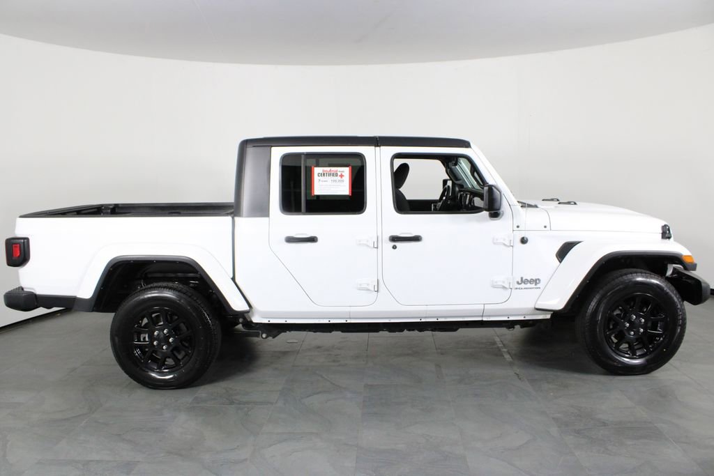 Used 2023 Jeep Gladiator Overland image 14
