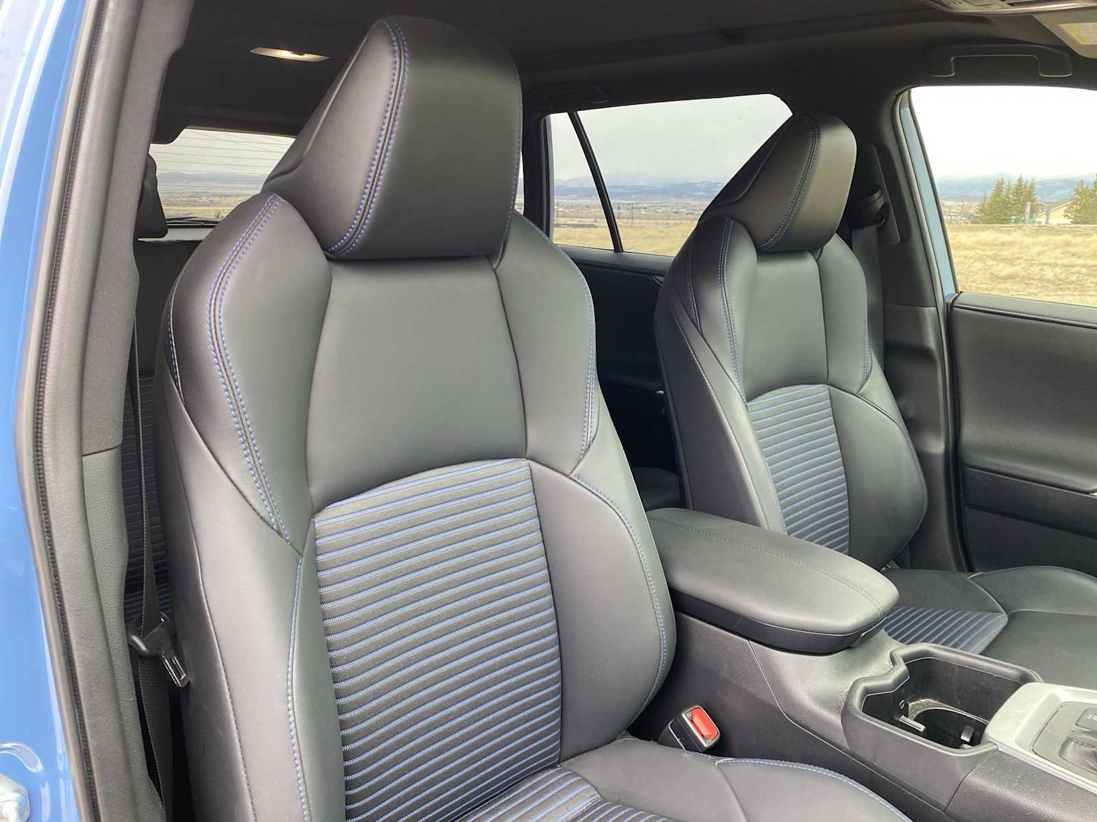 Used 2022 Toyota RAV4 XSE image 18