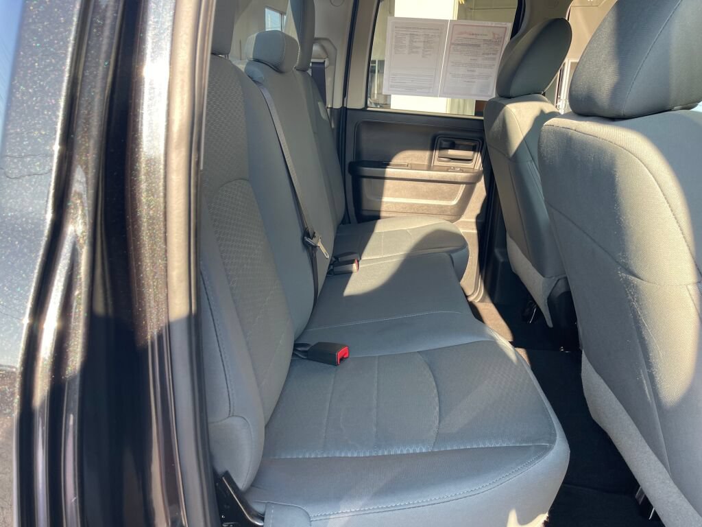 Used 2015 RAM 1500 Express AWD/4WD image 23