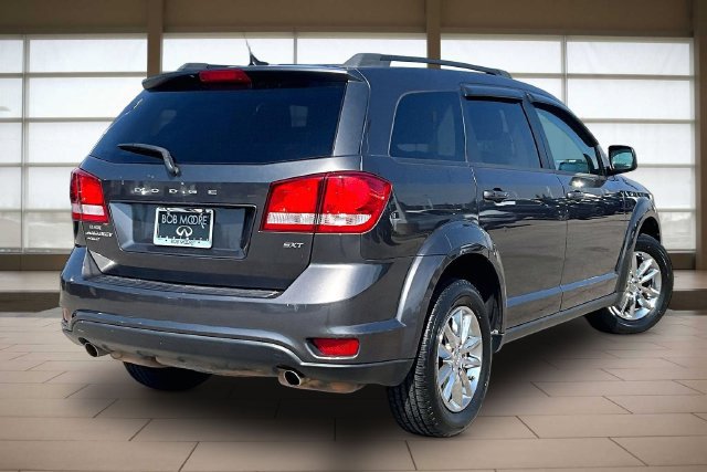 Used 2017 Dodge Journey SXT w/ Premium Group AWD/4WD image 2