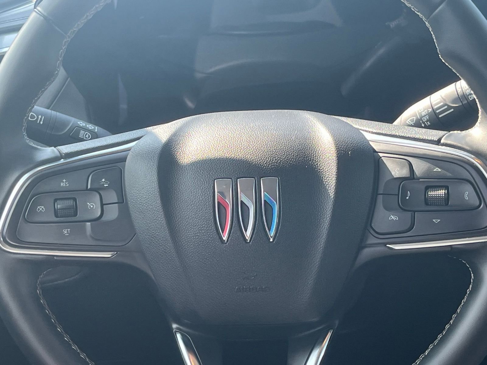 Used 2025 Buick Encore GX Preferred image 27