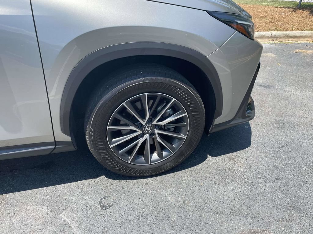 Used 2025 Lexus NX 350 AWD w/ Accessory Package (Z2) image 10