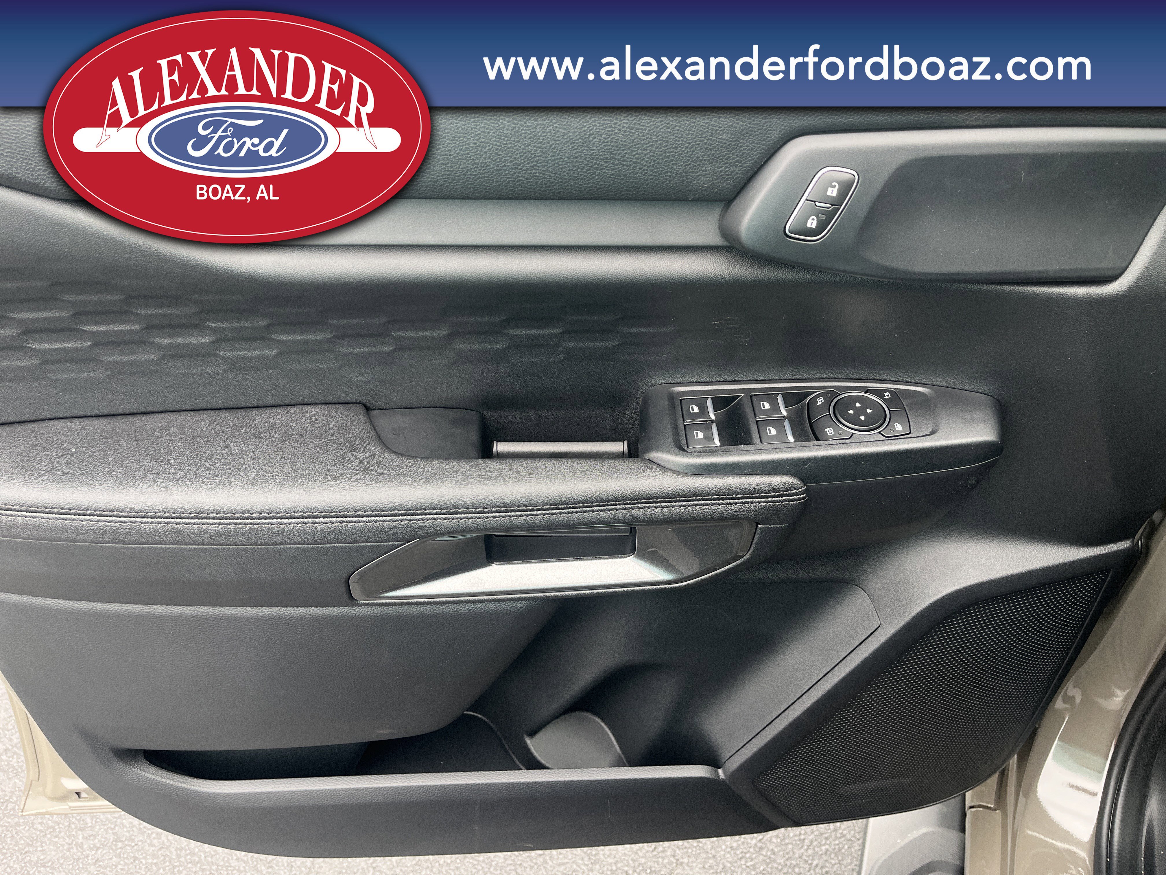 New 2025 Ford Ranger XLT w/ Equipment Group 301A High image 13