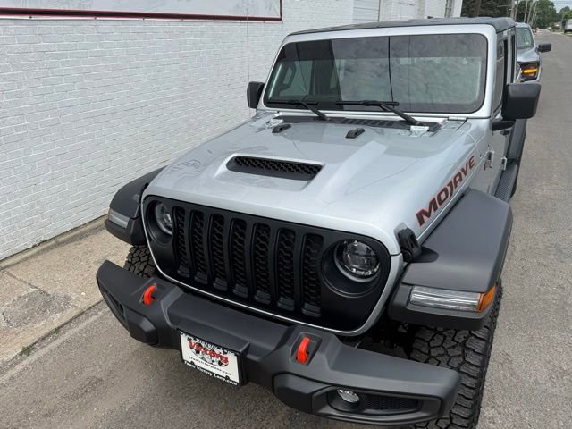 Used 2023 Jeep Gladiator Mojave w/ LED Lighting Group AWD/4WD image 3