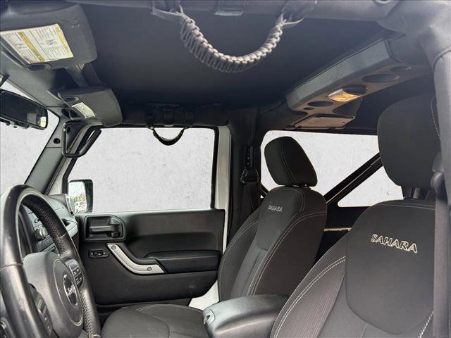 Used 2017 Jeep Wrangler Sahara image 12