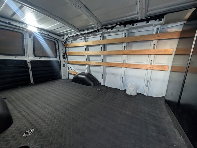 Used 2021 Chevrolet Express 2500 w/ Driver Convenience Package image 12