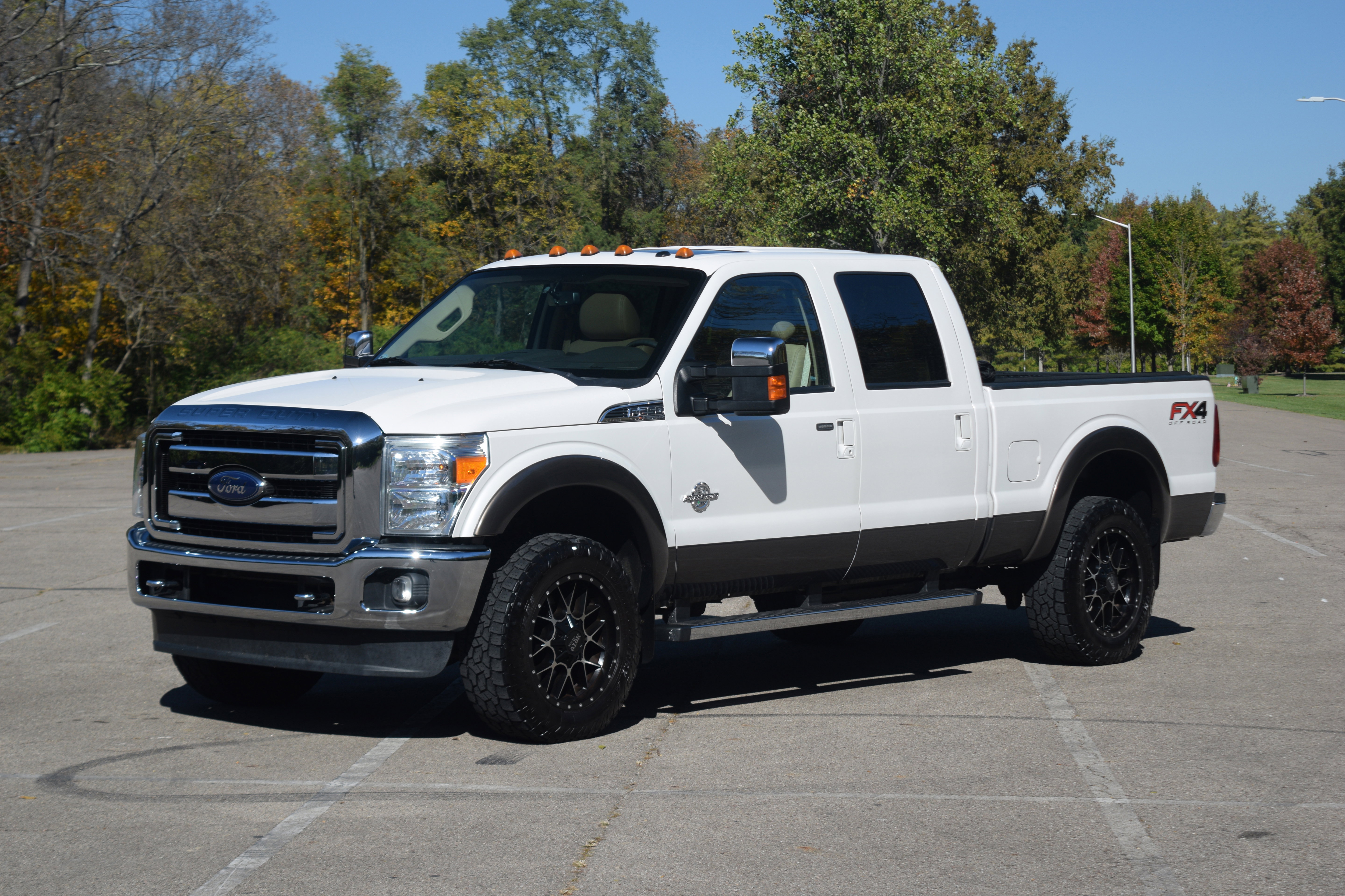 Used 2016 Ford F250 Lariat w/ Lariat Ultimate Package image 21