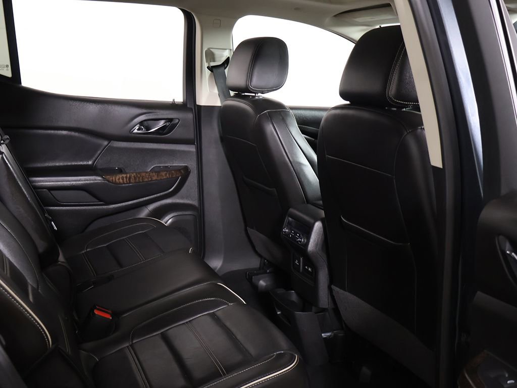 Used 2020 GMC Acadia Denali image 35