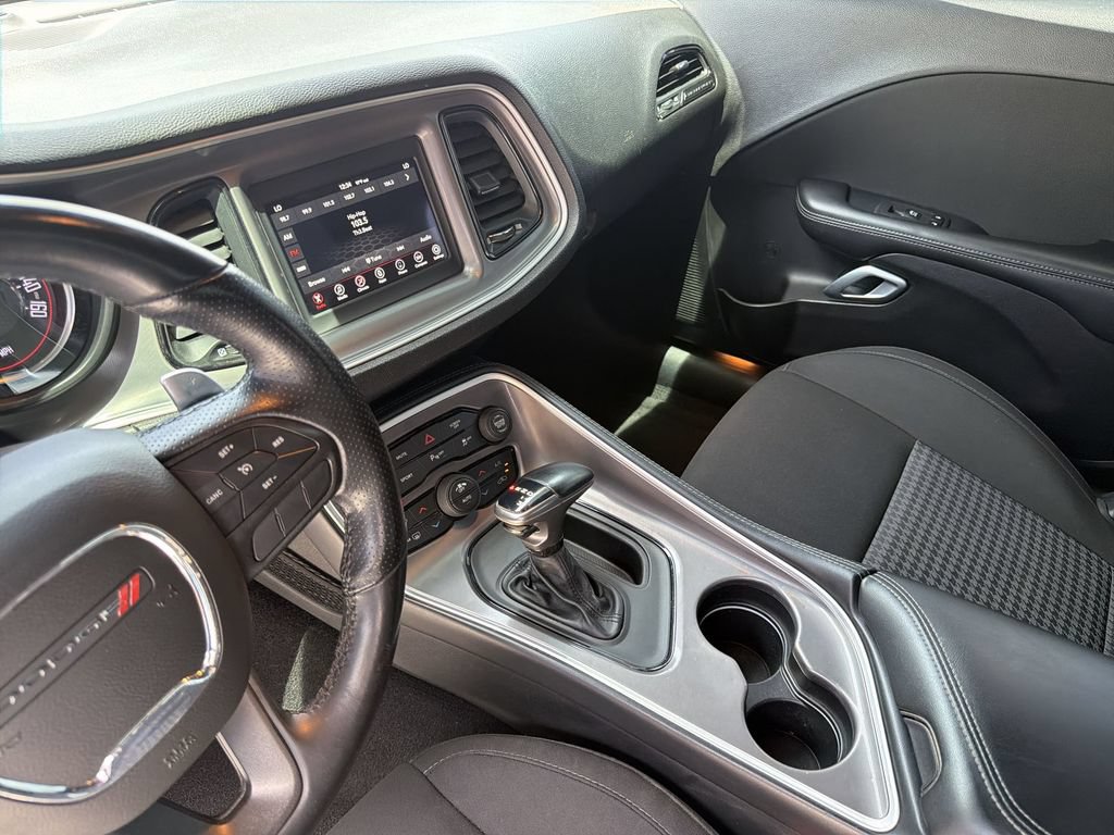 Used 2022 Dodge Challenger R/T RWD image 24