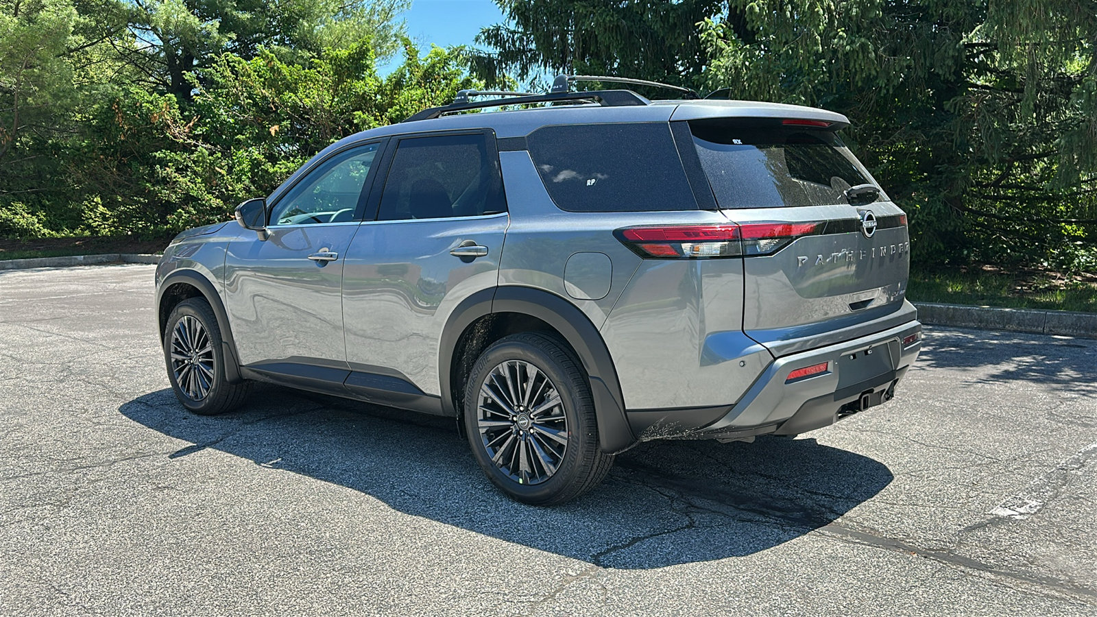 New 2026 Nissan Pathfinder SL AWD/4WD image 5