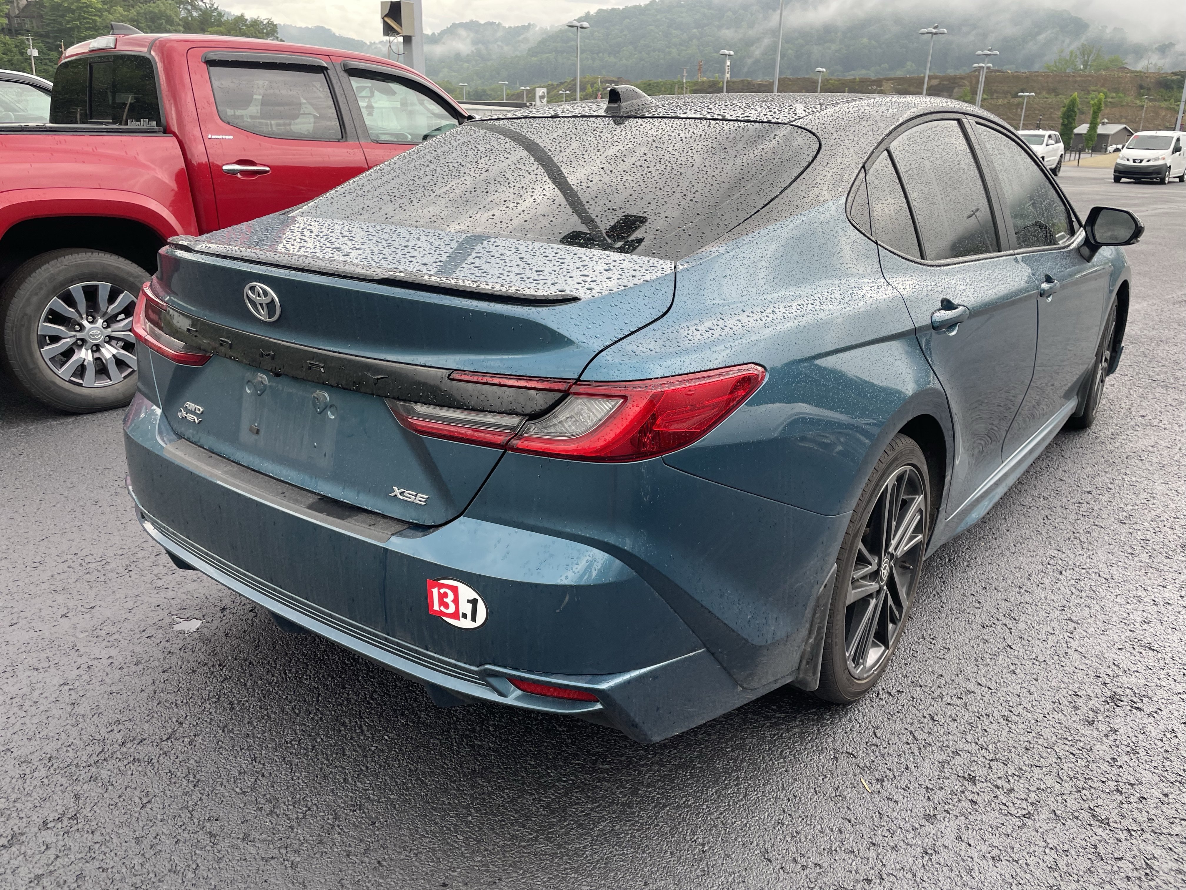 Used 2025 Toyota Camry XSE AWD/4WD image 2