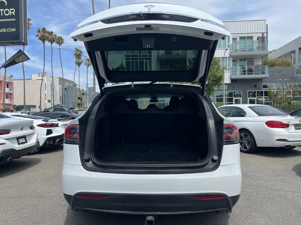 Used 2020 Tesla Model X Long Range image 7