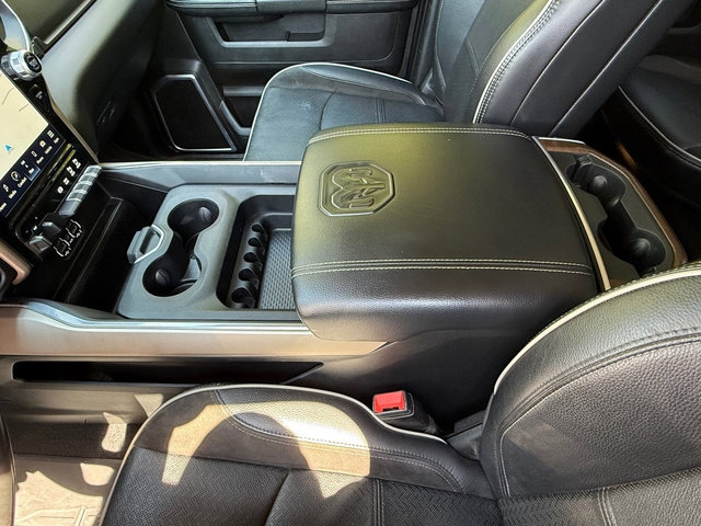 Used 2022 RAM 3500 Laramie AWD/4WD image 27