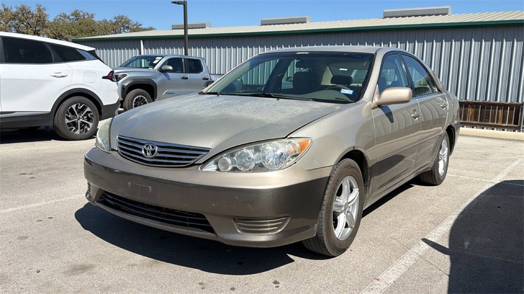 Used 2006 Toyota Camry LE image 16