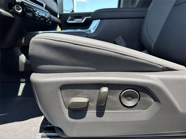 New 2025 GMC Sierra 2500 SLT w/ SLT Premium Package image 12