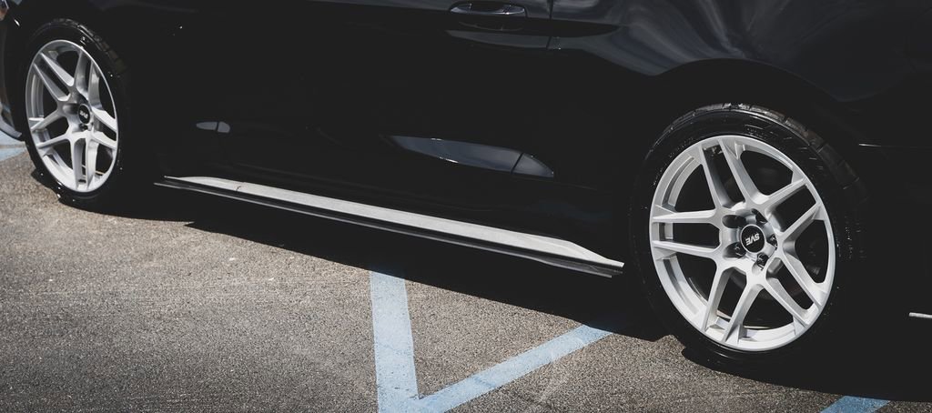 Used 2019 Ford Mustang GT Premium w/ GT Performance Package image 4