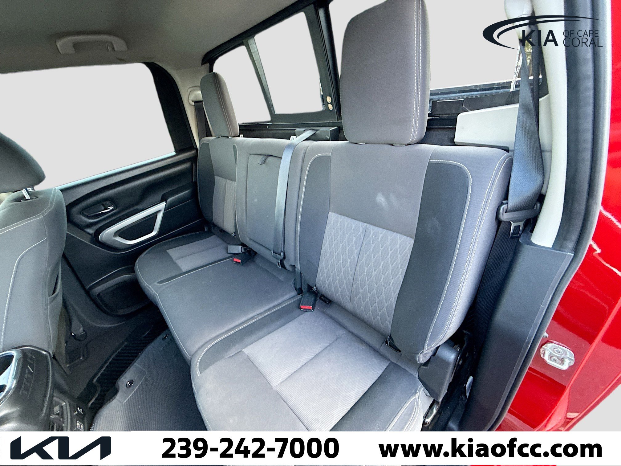 Used 2021 Nissan Titan SV w/ SV Convenience Package image 19