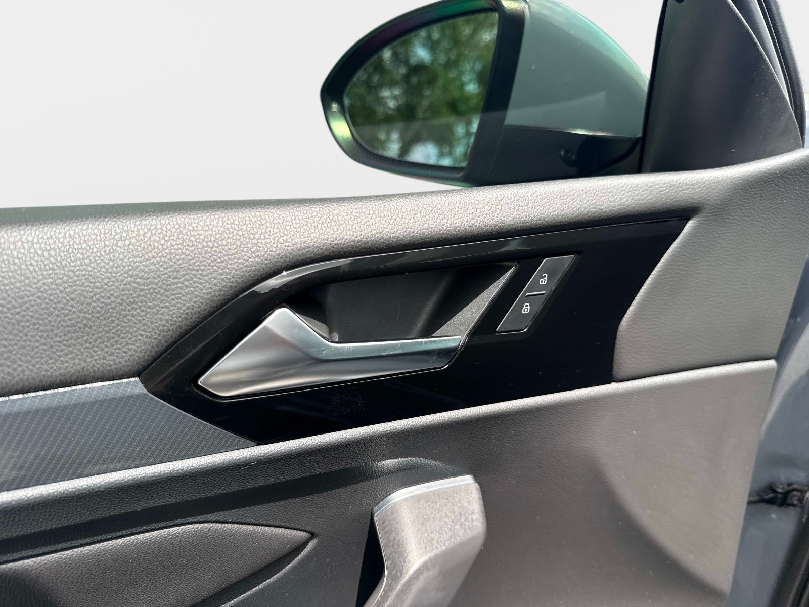 Used 2019 Volkswagen Jetta R-Line FWD image 16