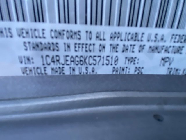 Used 2019 Jeep Grand Cherokee Altitude image 27