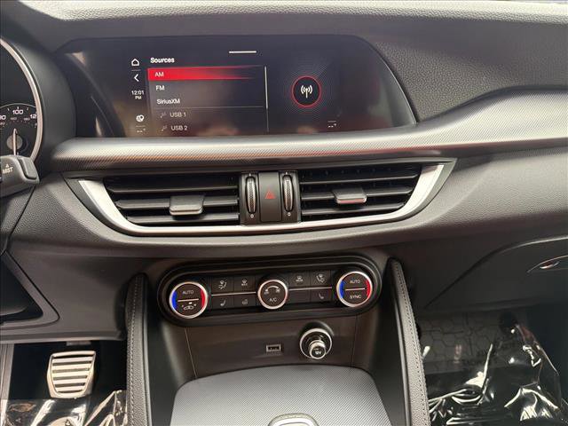Used 2022 Alfa Romeo Stelvio Veloce AWD/4WD image 20