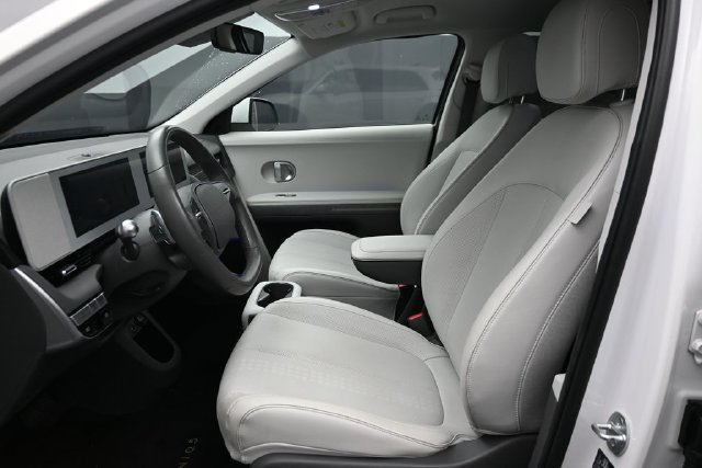 Used 2023 Hyundai Ioniq 5 SEL w/ Cargo Package RWD image 6