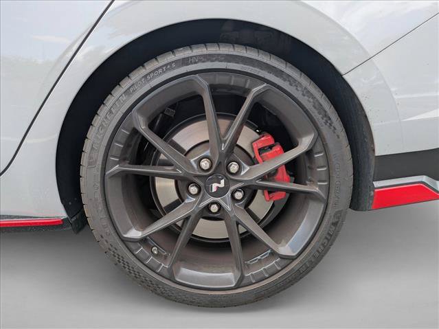 Used 2025 Hyundai Elantra N w/ Cargo Package FWD image 21